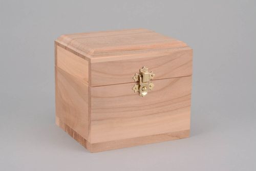 Wooden blank box with lock - MADEheart.com