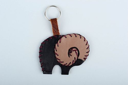 Unusual handmade leather keychain best keychain cool keyrings gift ideas - MADEheart.com