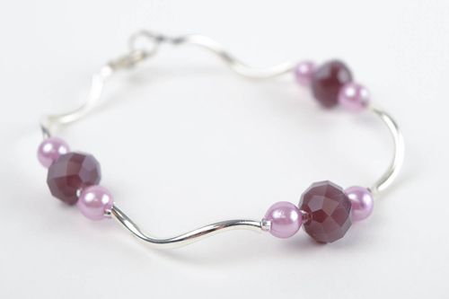 Elegant women bracelet on metal string with red beads - MADEheart.com
