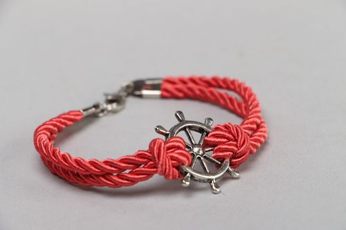 Handmade thin wrist bracelet with red cord and metal steering wheel unisex - MADEheart.com