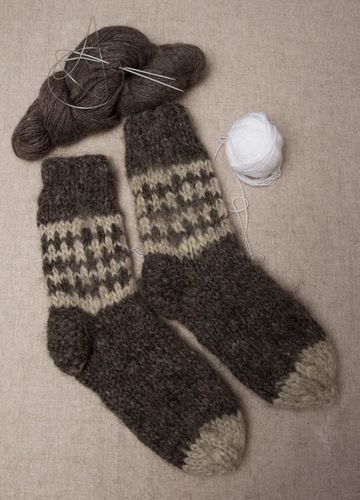 Woolen socks - MADEheart.com
