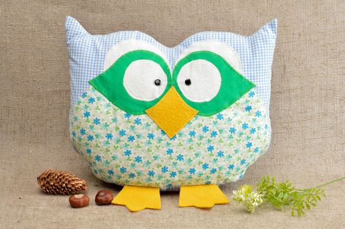 Creative handmade pillow designer stylish accessories lovely home decor - MADEheart.com