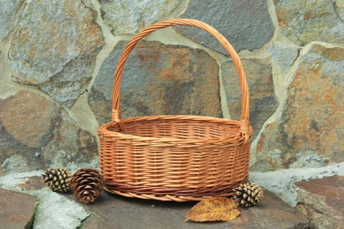 Basket with handle  - MADEheart.com