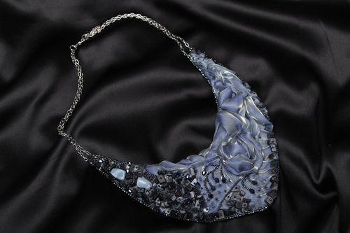 Handmade fabric necklace Smoky Roses - MADEheart.com