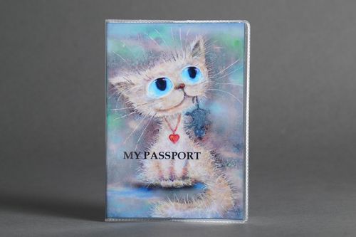 Cute handmade plastic passport cover with image of kitten and mouse for girls - MADEheart.com