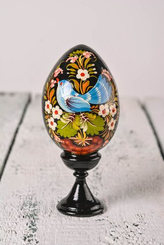 Handmade painted Easter decor stylish wooden egg interior Easter souvenir - MADEheart.com