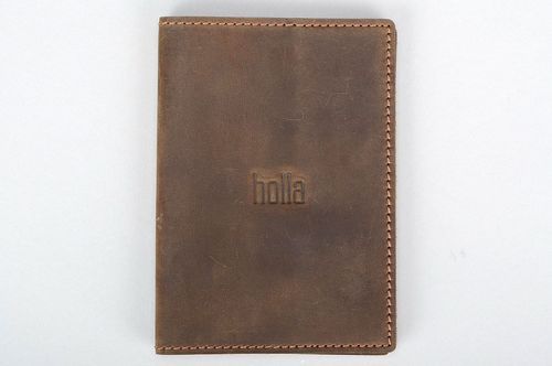 Leather passport cover brown - MADEheart.com