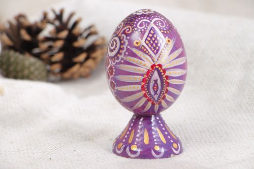 Handmade painted wooden Easter egg of lilac color in ethnic style - MADEheart.com