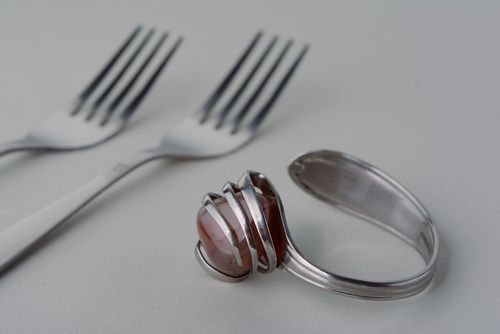 Handmade metal fork bracelet - MADEheart.com