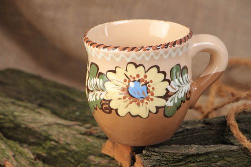 10 oz clay glazed cup with handle and floral design in brown, beige, and blue color - MADEheart.com