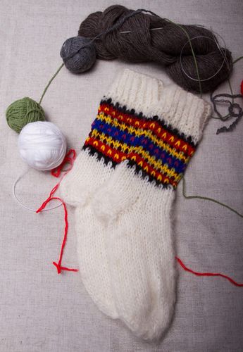 Warm womens socks - MADEheart.com