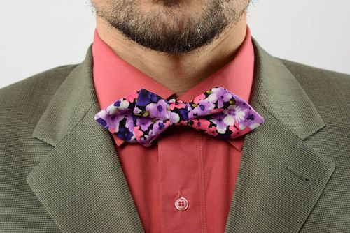 Bow tie Violets - MADEheart.com