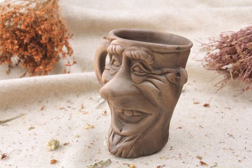 Laughing mans shape clay cup with handle - MADEheart.com