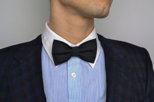 Black bow tie - MADEheart.com