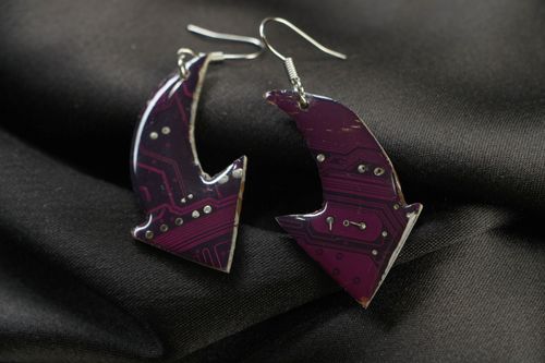 Violet cyberpunk earrings with microchips - MADEheart.com