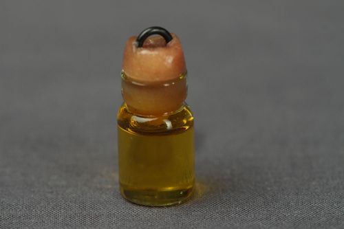 Perfume with Eastern aroma - MADEheart.com