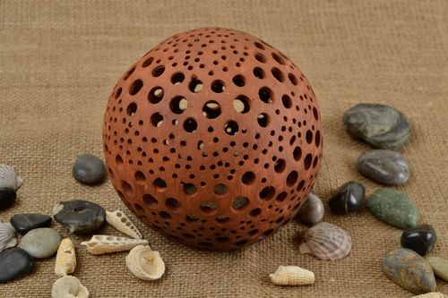 Tea light brown clay ball shaped candle holder 5,91 inches, 1,29 lb - MADEheart.com