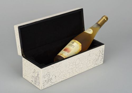 Wooden box for bottle - MADEheart.com
