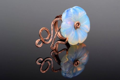 Ring Stone Flower - MADEheart.com