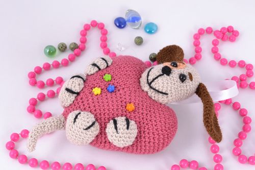 Soft crochet toy dog with big heart - MADEheart.com