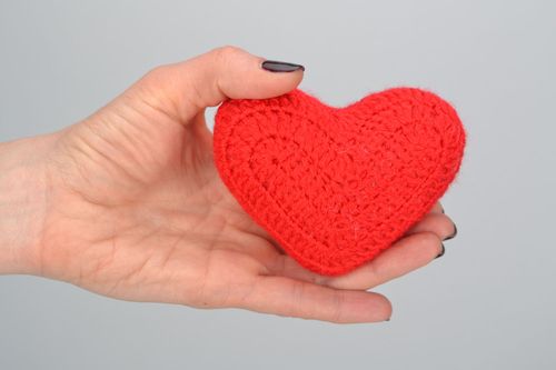 Crochet soft toy Heart - MADEheart.com