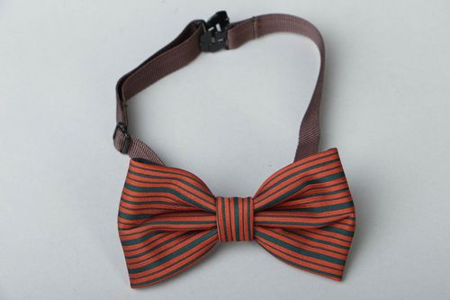 Striped fabric bow tie - MADEheart.com