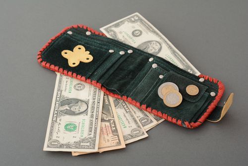 Small leather wallet - MADEheart.com