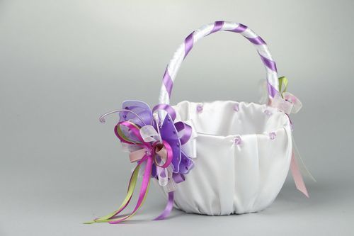 Wedding basket for petals - MADEheart.com