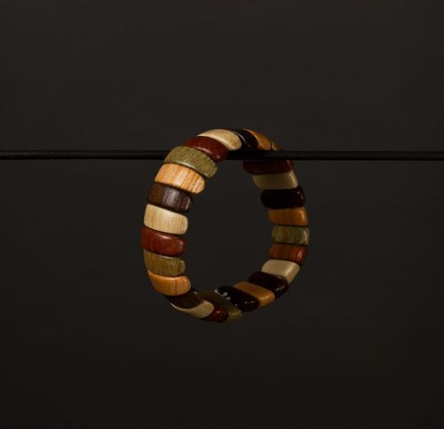 Wooden wrist bracelet - MADEheart.com