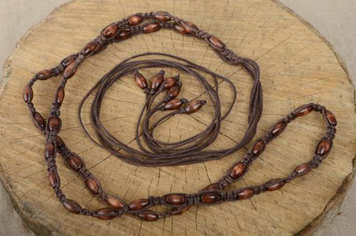 Macrame waxed cord belt with wooden beads - MADEheart.com