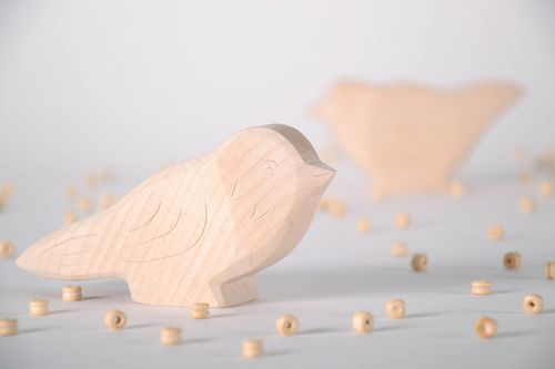 Wooden toy Birdie - MADEheart.com