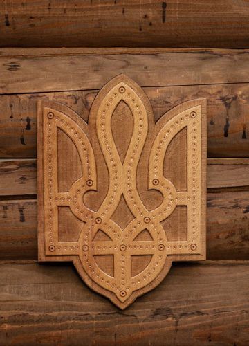Wooden panel Trident - MADEheart.com