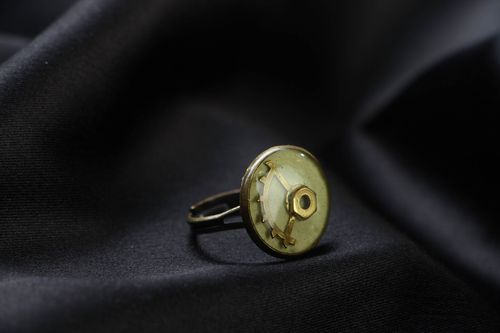 Steampunk ring with clock mechanism - MADEheart.com