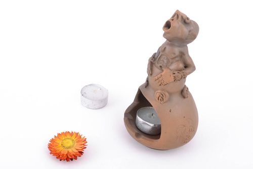 Unusual ceramic ashtray - MADEheart.com