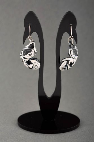 Stylish handmade plastic earrings homemade earrings design accessories for girls - MADEheart.com