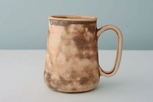 XXL clay beer mug, coffee mug in brown and beige color - MADEheart.com