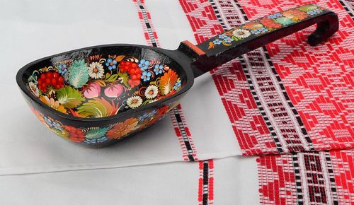 Decorative wooden spoon, hand-painted - MADEheart.com