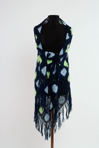 Warm shawl made of wool mixture - MADEheart.com