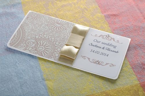 Wedding invitation card - MADEheart.com