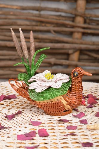 Beautiful handmade designer straw cachepot with beaded flower for home decor - MADEheart.com