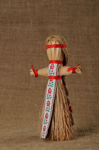 Slavic amulet doll - MADEheart.com