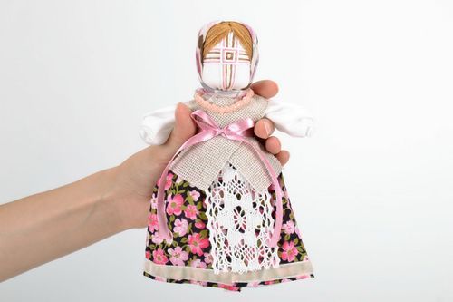 Motanks doll made from natural fabrics - MADEheart.com