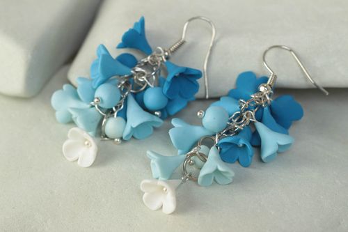 Handmade designer polymer clay flower dangle earrings in blue color palette - MADEheart.com