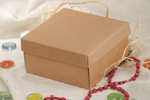 Handmade decorative designer cardboard gift box - MADEheart.com