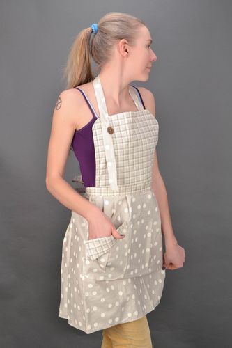 Polka dot and checkered beige fabric kitchen apron - MADEheart.com
