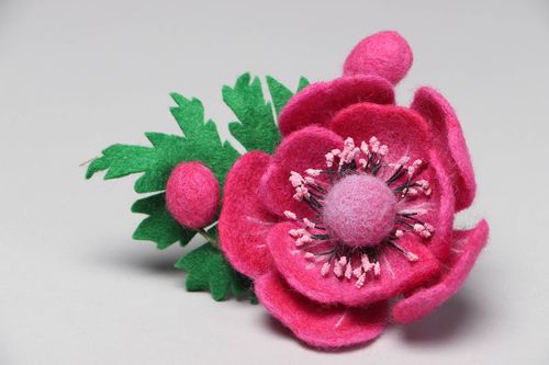 Wool flower boutonniere - MADEheart.com