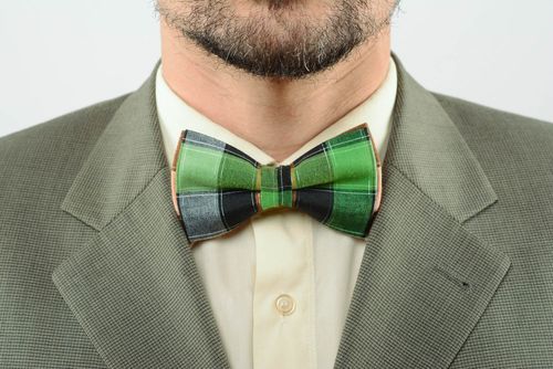 Green checkered bow tie - MADEheart.com