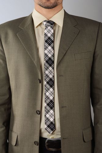 Thin checkered tie - MADEheart.com
