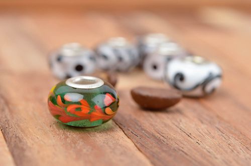 Beautiful handmade glass bead jewelry designs jewelry making supplies gift ideas - MADEheart.com