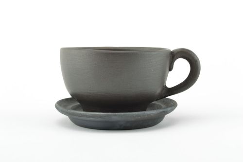 Clay rustic coffee cup in black color without pattern with handle - MADEheart.com